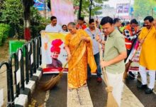 राजनाथ सिंह के जन्मदिन पर लखनऊ में चला 110 वार्डों का मेगा सफाई अभियान