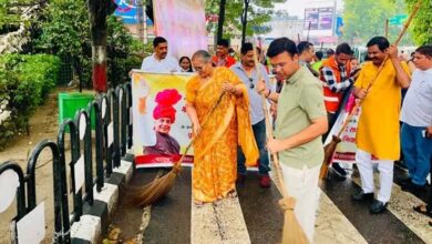 राजनाथ सिंह के जन्मदिन पर लखनऊ में चला 110 वार्डों का मेगा सफाई अभियान राजनाथ सिंह के जन्मदिन पर लखनऊ में चला 110 वार्डों का मेगा सफाई अभियान