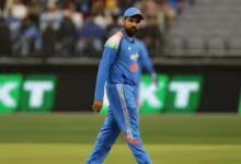 रोहित शर्मा का वनडे करियर खत्म? आंकड़े दे रहे हैं अलग कहानी