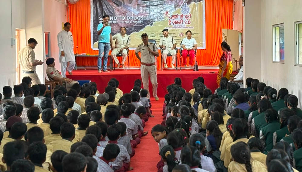 पाली में पुलिस और खेल विभाग का संयुक्त नशा मुक्ति अभियान,300 विद्यार्थियों ने ली नशा न करने की शपथ