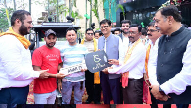 रायपुर : वित्त मंत्री ओपी चौधरी ने किया जीके इलेक्ट्रिक शोरूम का शुभारंभ
