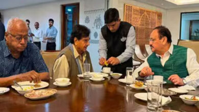 ममता बनर्जी को लग सकता है बड़ा झटका? अमित शाह के साथ दिखे सौगत रॉय, शत्रुघ्न सिन्हा ने नड्डा को बताया पुराना दोस्त