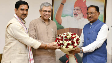 छत्तीसगढ़ में बस्तर से सरगुजा तक रेल संपर्क मजबूत करने की दिशा में बड़ा कदम छत्तीसगढ़ में बस्तर से सरगुजा तक रेल संपर्क मजबूत करने की दिशा में बड़ा कदम