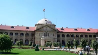 इलाहाबाद हाईकोर्ट की एक्स को फटकार, कहा- भारतीय कानून से बच नहीं सकते सोशल मीडिया प्लेटफॉर्म इलाहाबाद हाईकोर्ट की एक्स को फटकार, कहा- भारतीय कानून से बच नहीं सकते सोशल मीडिया प्लेटफॉर्म