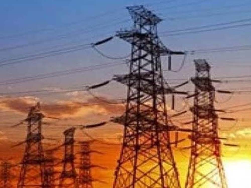 बिजली शिकायतों पर सख्त एमडी, फर्जी निस्तारण दिखाने वाले अधिकारियों पर कार्रवाई बिजली शिकायतों पर सख्त एमडी, फर्जी निस्तारण दिखाने वाले अधिकारियों पर कार्रवाई