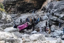 पाकिस्तान में बड़ा सड़क हादसा, खाई में गिरी ओवरलोडेड बस; 40 लोगों की मौत