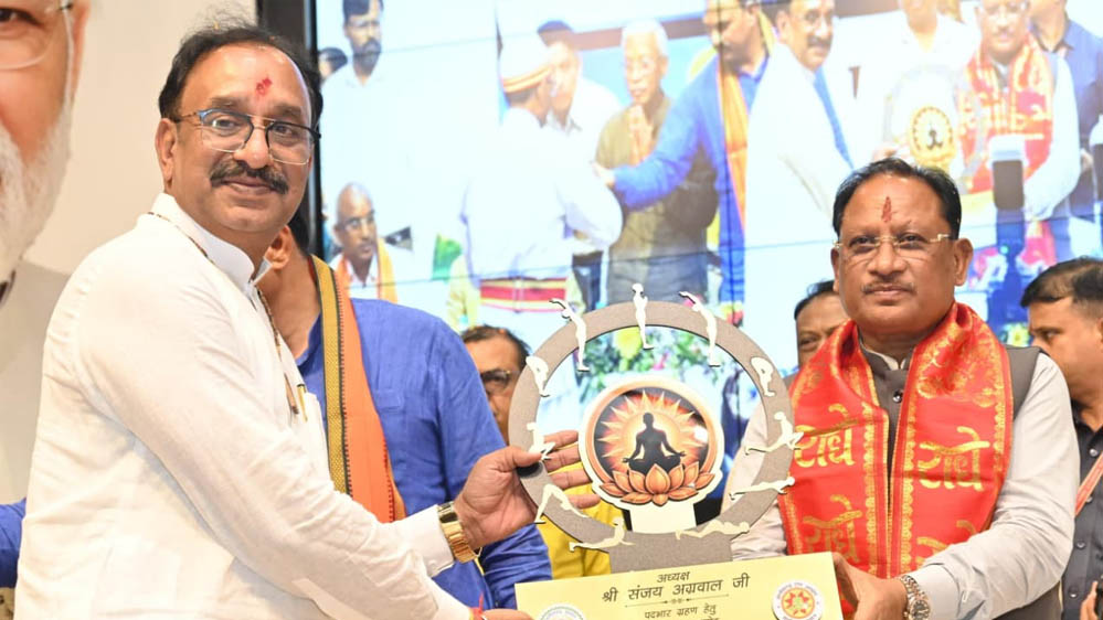 मुख्यमंत्री विष्णु देव साय ने किया योग को जन-जन तक पहुंचाने का आह्वान