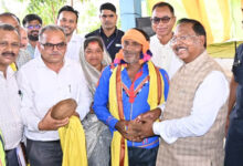 रायपुर : कृत्रिम गर्भाधान से पशुधन विकास की मिसाल बना ग्राम पुरी