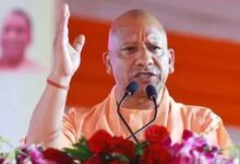 यूपी के 12 लाख शिक्षकों-कर्मचारियों को बड़ी सौगात, अब मिलेगा कैशलेस इलाज और बीमा कवर
