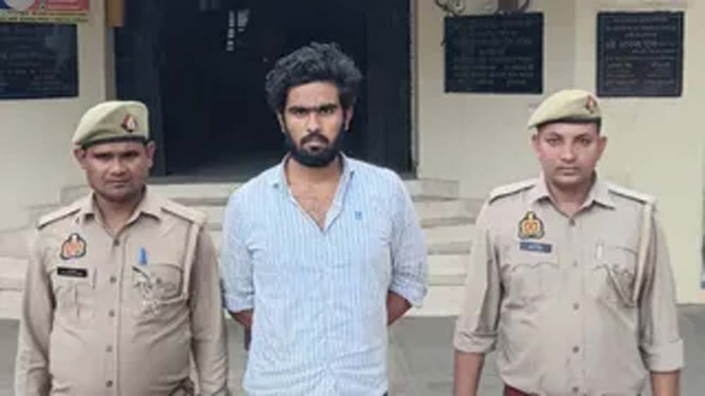 गोरक्षा की आड़ में लूट, 50 लाख रंगदारी; युवा जिलाध्यक्ष गिरफ्तार गोरक्षा की आड़ में लूट, 50 लाख रंगदारी; युवा जिलाध्यक्ष गिरफ्तार