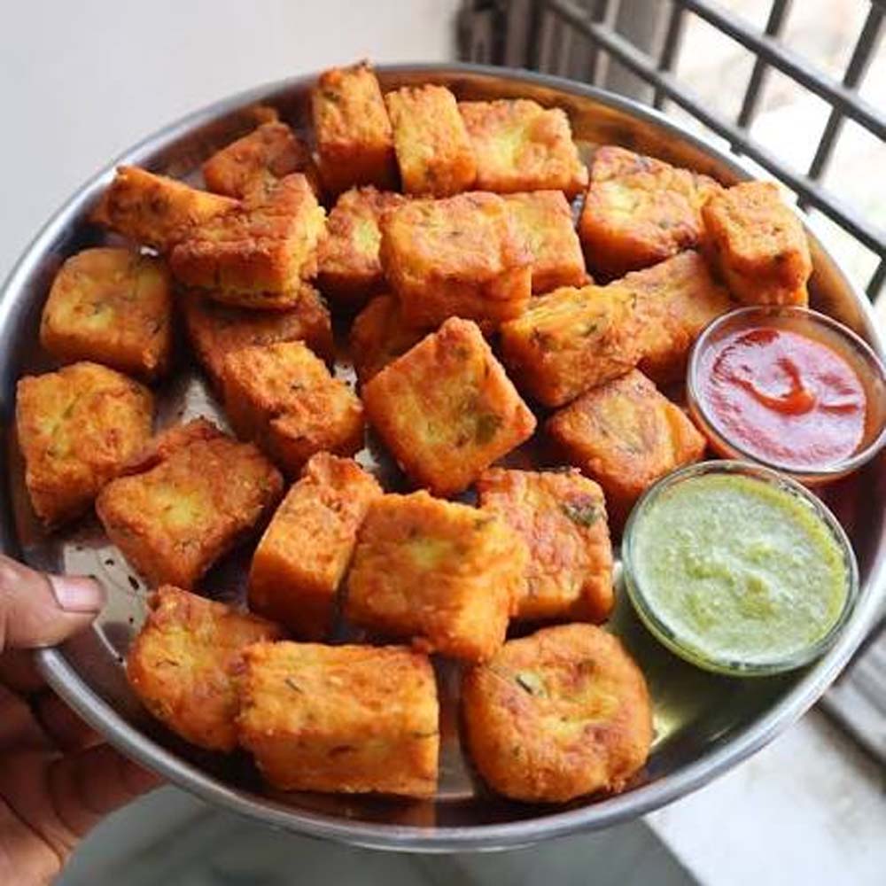 बारिश में चाय के साथ बनाएं कुरकुरे पनीर पकौड़े, जानें आसान रेसिपी