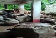 पुंछ में बारिश का कहर, फ्लैश फ्लड और भूस्खलन से 10 लोगों की मौत पुंछ में बारिश का कहर, फ्लैश फ्लड और भूस्खलन से 10 लोगों की मौत