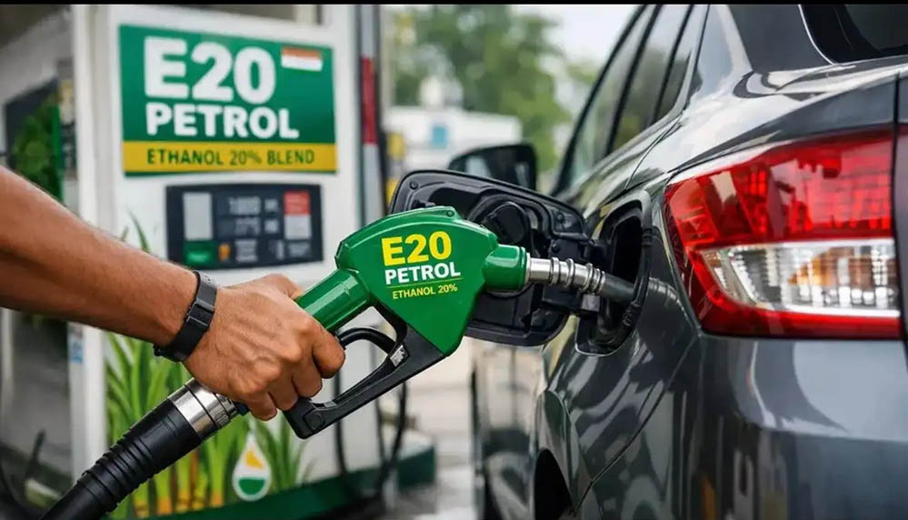 E20 पेट्रोल पर बड़ा खुलासा! 53% कार मालिकों ने बताया फेल, 66% ने कहा- माइलेज हुआ कम