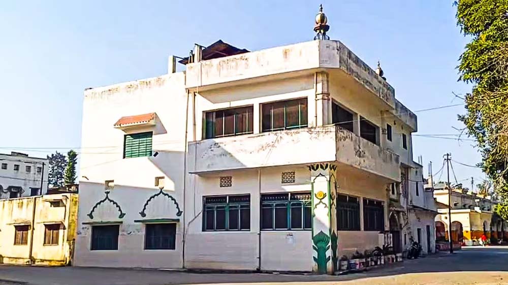सहारनपुर कलेक्ट्रेट की 70 साल पुरानी मस्जिद हटाने का कोर्ट आदेश सहारनपुर कलेक्ट्रेट की 70 साल पुरानी मस्जिद हटाने का कोर्ट आदेश