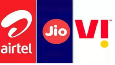 मोबाइल रिचार्ज होगा महंगा! Jio, Airtel और Vi 15% तक बढ़ा सकते हैं प्लान की कीमतें मोबाइल रिचार्ज होगा महंगा! Jio, Airtel और Vi 15% तक बढ़ा सकते हैं प्लान की कीमतें