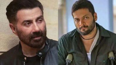 अली फजल ने की सनी देओल की जमकर तारीफ, बोले- दिल बहुत बड़ा है अली फजल ने की सनी देओल की जमकर तारीफ, बोले- दिल बहुत बड़ा है