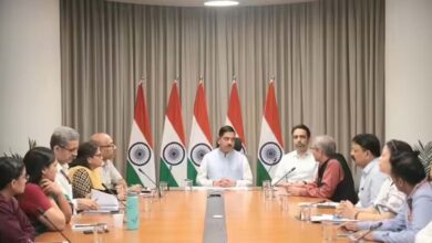 प्रह्लाद जोशी ने संभाला शिक्षा मंत्रालय, परीक्षा सुधार और NEP पर होगी नजर प्रह्लाद जोशी ने संभाला शिक्षा मंत्रालय, परीक्षा सुधार और NEP पर होगी नजर