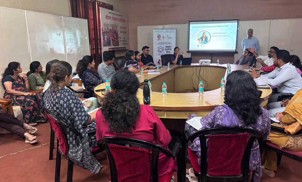 महिलाओं और बच्चों की डिजिटल और साइबर सुरक्षा के लिए एनजीओ, महिला आयोग और गूगल एक मंच पर महिलाओं और बच्चों की डिजिटल और साइबर सुरक्षा के लिए एनजीओ, महिला आयोग और गूगल एक मंच पर