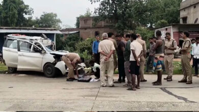 उमरिया में भीषण सड़क हादसा, NH-43 पर खड़े ट्रक से टकराई कार, 5 लोगों की दर्दनाक मौत उमरिया में भीषण सड़क हादसा, NH-43 पर खड़े ट्रक से टकराई कार, 5 लोगों की दर्दनाक मौत