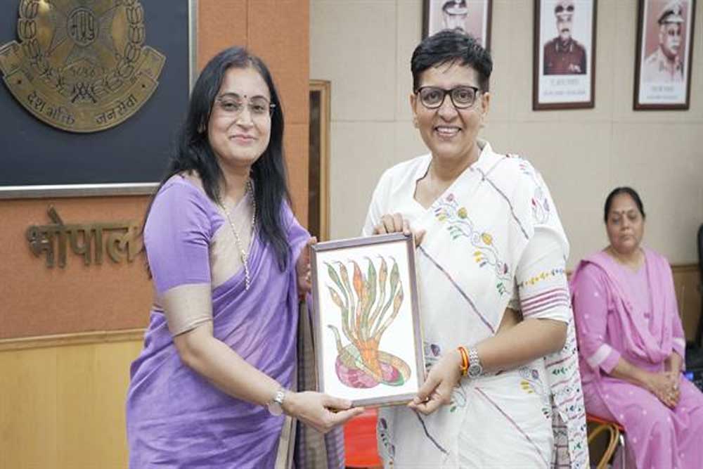 मानव दुर्व्यापारके विरुद्ध प्रभावी विवेचना, समन्वय एवं पुनर्वास को लेकर पुलिस मुख्यालय में एक दिवसीय राज्य स्तरीय क्षमता संवर्धन कार्यशाला आयोजित मानव दुर्व्यापारके विरुद्ध प्रभावी विवेचना, समन्वय एवं पुनर्वास को लेकर पुलिस मुख्यालय में एक दिवसीय राज्य स्तरीय क्षमता संवर्धन कार्यशाला आयोजित