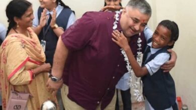 बेटियों के सपनों को मिली नई उड़ान, शाला प्रवेश उत्सव में शामिल हुए पर्यटन एवं संस्कृति मंत्री  राजेश अग्रवाल