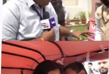 CG विधानसभा में पिंक ई-रिक्शा से पहुंचे मंत्री गुरु खुशवंत साहेब, अनोखे अंदाज ने खींचा ध्यान