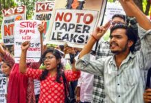 NEET पेपर लीक प्रदर्शन में अश्लीलता फैलाने वालों की तलाश में पुलिस, नाबालिगों की भूमिका भी जांच के दायरे में