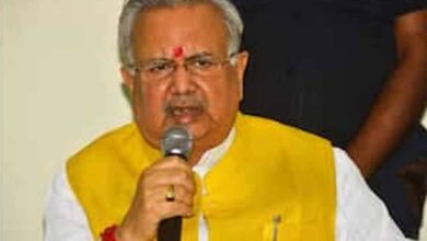 डॉ. रमन सिंह की कार्यकर्ताओं को नसीहत, बोले- चुनाव में अभी ढाई साल बाकी, संगठन मजबूत करने पर दें जोर डॉ. रमन सिंह की कार्यकर्ताओं को नसीहत, बोले- चुनाव में अभी ढाई साल बाकी, संगठन मजबूत करने पर दें जोर