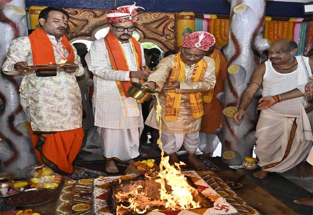रायपुर में पुरी जैसी भव्य भगवान जगन्नाथ रथयात्रा, राज्यपाल डेका और CM साय करेंगे ‘छेरा पहरा’ रायपुर में पुरी जैसी भव्य भगवान जगन्नाथ रथयात्रा, राज्यपाल डेका और CM साय करेंगे ‘छेरा पहरा’