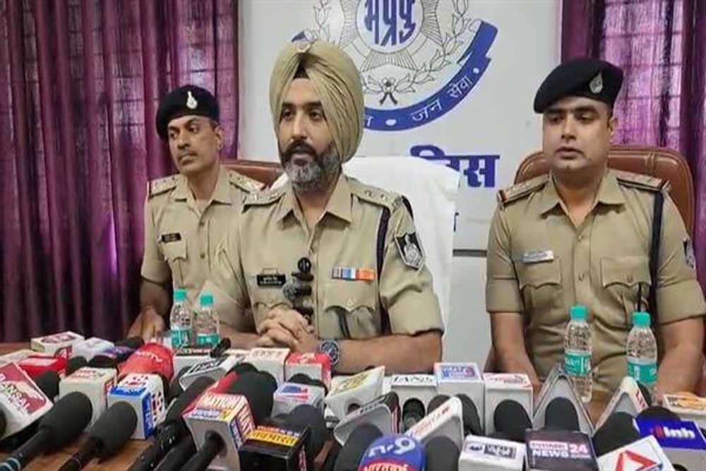 मध्यप्रदेश पुलिस की मादक पदार्थों के विरुद्ध बड़ी कार्रवाई मध्यप्रदेश पुलिस की मादक पदार्थों के विरुद्ध बड़ी कार्रवाई