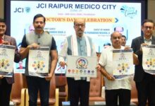 चिकित्सा में आधुनिक तकनीक के साथ मानवीय संवेदनाएं भी जरूरी है – राज्यपाल  डेका