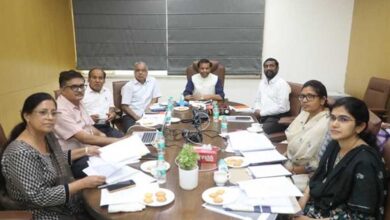 मध्यप्रदेश राज्य वित्त आयोग ने राजस्व विभाग के अधिकारियों के साथ की समीक्षा
