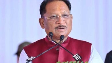 मुख्यमंत्री विष्णुदेव साय के नेतृत्व में किसानों को समय पर मिल रहे बीज और खाद, खरीफ की तैयारियों को मिली नई गति मुख्यमंत्री विष्णुदेव साय के नेतृत्व में किसानों को समय पर मिल रहे बीज और खाद, खरीफ की तैयारियों को मिली नई गति