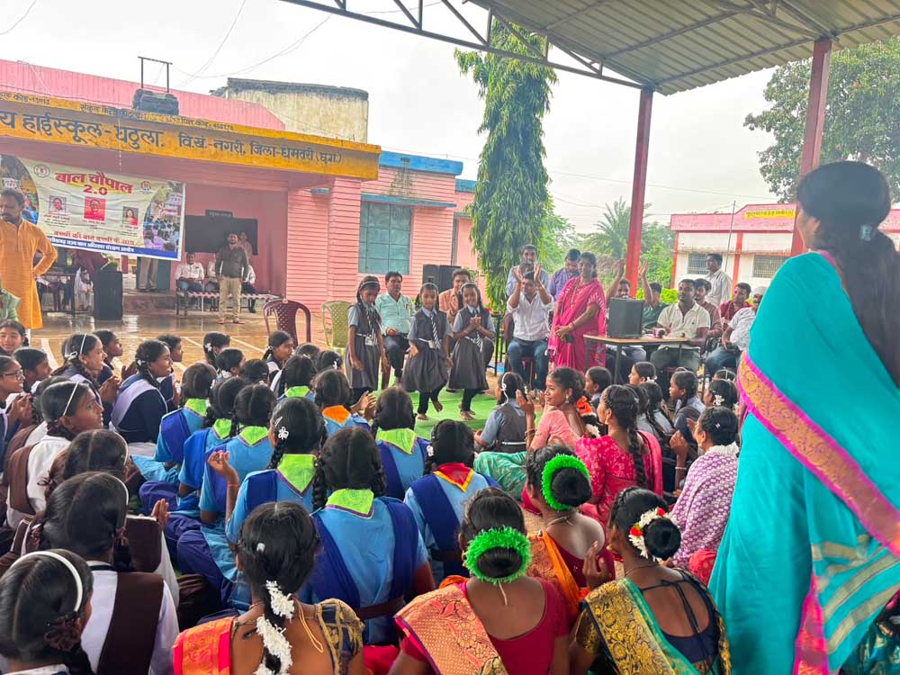 बच्चों के अधिकारों पर जीरो टॉलरेंस धमतरी में बाल आयोग ने की कड़ी समीक्षा बच्चों के अधिकारों पर जीरो टॉलरेंस धमतरी में बाल आयोग ने की कड़ी समीक्षा