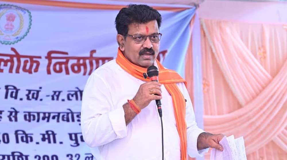 अमलीडीह को मिली विकास कार्य की सौगात, उप मुख्यमंत्री विजय शर्मा ने 2 करोड़ की लागत के सड़क निर्माण का किया भूमिपूजन अमलीडीह को मिली विकास कार्य की सौगात, उप मुख्यमंत्री विजय शर्मा ने 2 करोड़ की लागत के सड़क निर्माण का किया भूमिपूजन