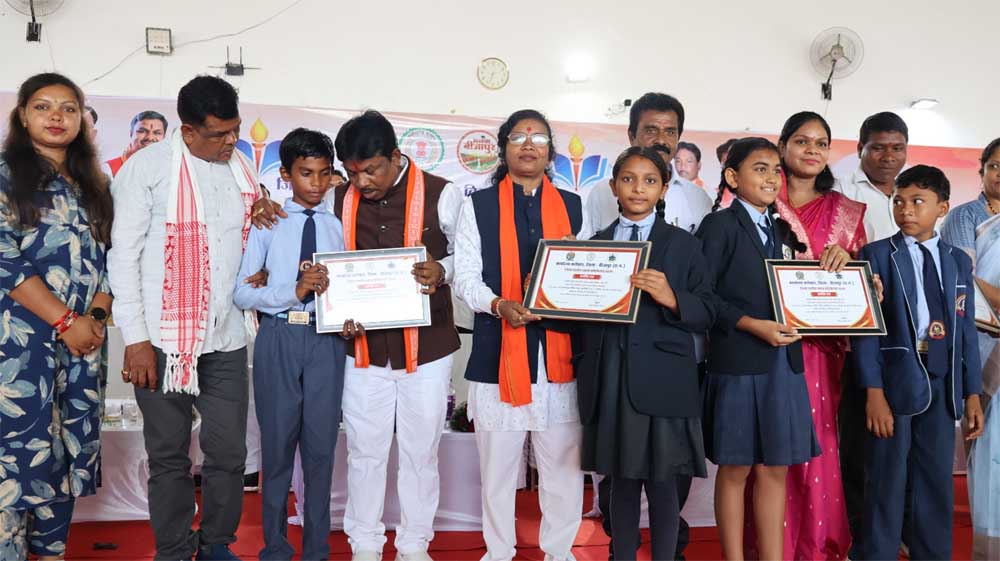 शाला प्रवेशोत्सव से शिक्षा को मिली नई उड़ान शाला प्रवेशोत्सव से शिक्षा को मिली नई उड़ान