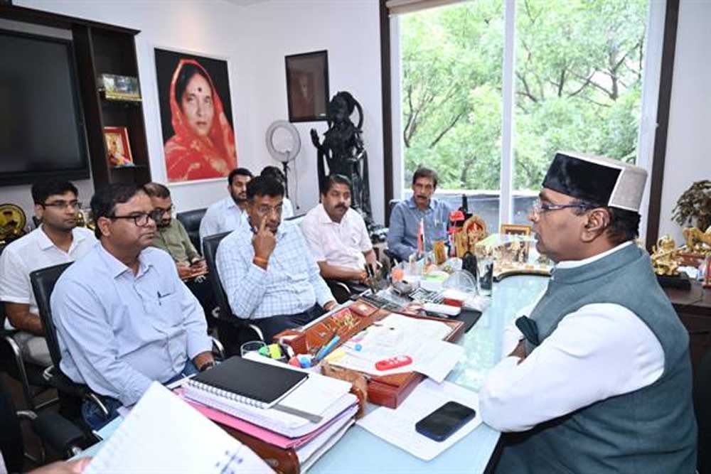 प्रभात चौराहा फ्लाईओवर में देरी पर सख्त हुए मंत्री सारंग, PWD अधिकारियों पर की नाराजगी व्यक्त प्रभात चौराहा फ्लाईओवर में देरी पर सख्त हुए मंत्री सारंग, PWD अधिकारियों पर की नाराजगी व्यक्त