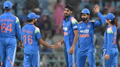 भारत सरकार के हाथ में टीम इंडिया के बांग्लादेश दौरे की चाबी, BCCI को मंजूरी का इंतजार भारत सरकार के हाथ में टीम इंडिया के बांग्लादेश दौरे की चाबी, BCCI को मंजूरी का इंतजार