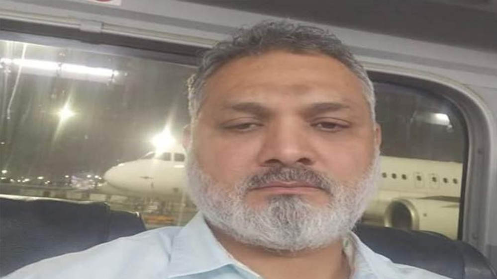 लव जिहाद मामले के आरोपी अनवर कादरी को जम्मू-कश्मीर ले गई पुलिस, फर्जी शस्त्र लाइसेंस की जांच तेज लव जिहाद मामले के आरोपी अनवर कादरी को जम्मू-कश्मीर ले गई पुलिस, फर्जी शस्त्र लाइसेंस की जांच तेज