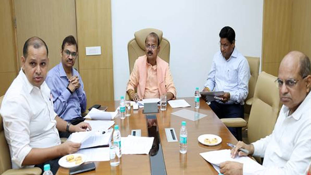 राज्य मंत्री जायसवाल ने बजट का समुचित उपयोग नहीं करने पर की नाराजगी व्यक्त राज्य मंत्री जायसवाल ने बजट का समुचित उपयोग नहीं करने पर की नाराजगी व्यक्त