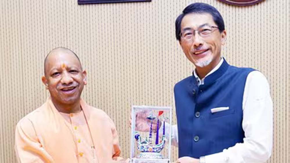 योगी से मिले जापानी राजदूत, सेमीकंडक्टर से रोजगार तक यूपी-जापान सहयोग बढ़ाने पर चर्चा योगी से मिले जापानी राजदूत, सेमीकंडक्टर से रोजगार तक यूपी-जापान सहयोग बढ़ाने पर चर्चा