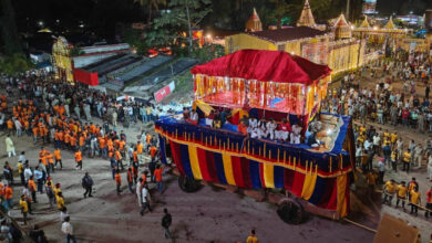 रायपुर : विश्व प्रसिद्ध ऐतिहासिक बस्तर दशहरा पर्व, पाट जात्रा पूजा विधान के साथ कल से शुरू होगा रायपुर : विश्व प्रसिद्ध ऐतिहासिक बस्तर दशहरा पर्व, पाट जात्रा पूजा विधान के साथ कल से शुरू होगा