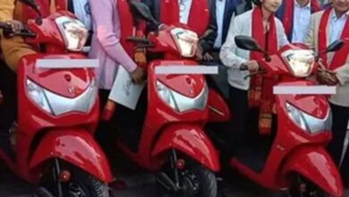 यूपी में 50 हजार मेधावी छात्राओं को मिलेगी मुफ्त स्कूटी, टॉप 5% छात्राओं की तैयार हो रही सूची यूपी में 50 हजार मेधावी छात्राओं को मिलेगी मुफ्त स्कूटी, टॉप 5% छात्राओं की तैयार हो रही सूची