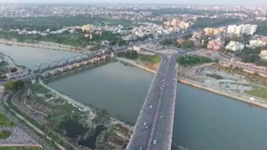 योगी सरकार ने गोमती को निर्मल बनाने की कवायद की तेज, सीवेज प्रबंधन का बड़ा एक्शन प्लान तैयार योगी सरकार ने गोमती को निर्मल बनाने की कवायद की तेज, सीवेज प्रबंधन का बड़ा एक्शन प्लान तैयार