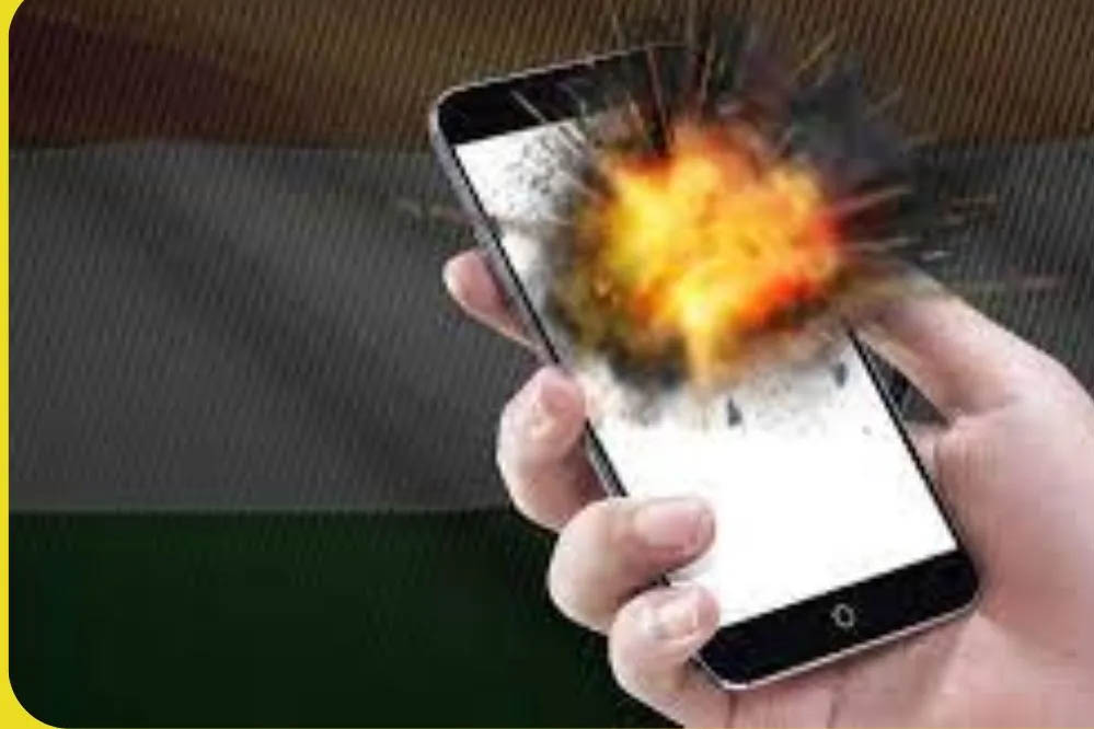 पॉकेट में रखा फोन बम की तरह फटा! इन खतरनाक संकेतों को भूलकर भी न करें नजरअंदाज पॉकेट में रखा फोन बम की तरह फटा! इन खतरनाक संकेतों को भूलकर भी न करें नजरअंदाज