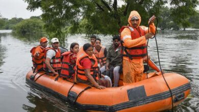 बाढ़ प्रभावित क्षेत्रों में राहत-बचाव के लिए 86 टीमें तैनात, एनडीआरएफ-एसडीआरएफ और पीएसी मोर्चे पर बाढ़ प्रभावित क्षेत्रों में राहत-बचाव के लिए 86 टीमें तैनात, एनडीआरएफ-एसडीआरएफ और पीएसी मोर्चे पर