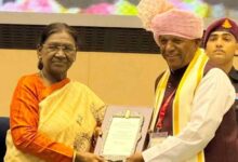 इंदौर के पद्मश्री भैरूसिंह चौहान को राष्ट्रपति मुर्मू ने किया सम्मानित, ‘कबीर वाणी’ को मिला राष्ट्रीय गौरव