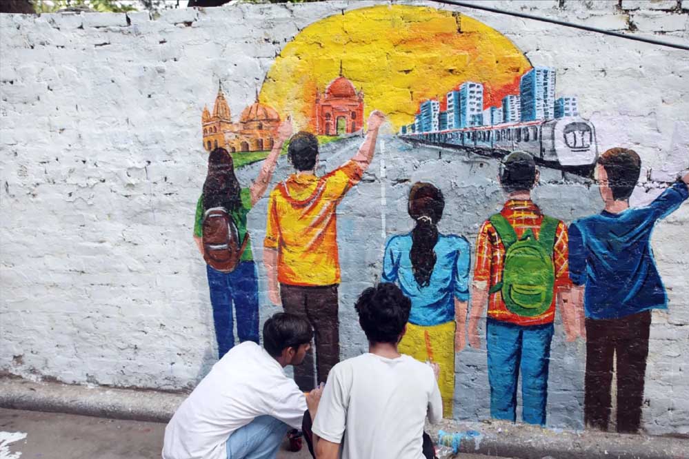 रंग दे बसंती: युवाओं ने कॉमिक्स के माध्यम से दिखाया नया उत्तर प्रदेश रंग दे बसंती: युवाओं ने कॉमिक्स के माध्यम से दिखाया नया उत्तर प्रदेश