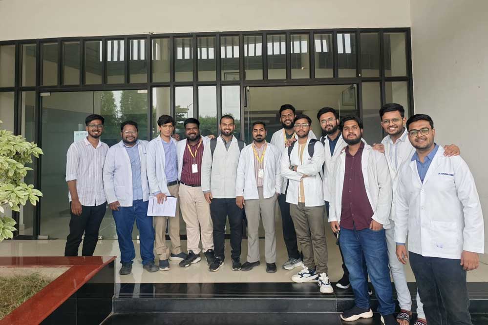 इंटर्न्स की समस्याओं पर चिकित्सा शिक्षा विभाग की बैठक, स्टाइपेंड बढ़ाने की माँग पर विचार का आश्वासन इंटर्न्स की समस्याओं पर चिकित्सा शिक्षा विभाग की बैठक, स्टाइपेंड बढ़ाने की माँग पर विचार का आश्वासन