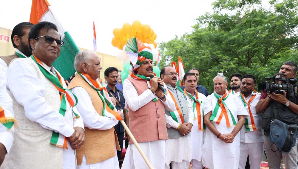 हमें समृद्ध और सामर्थ्यशाली मध्यप्रदेश बनाना है : मुख्यमंत्री डॉ. यादव हमें समृद्ध और सामर्थ्यशाली मध्यप्रदेश बनाना है : मुख्यमंत्री डॉ. यादव